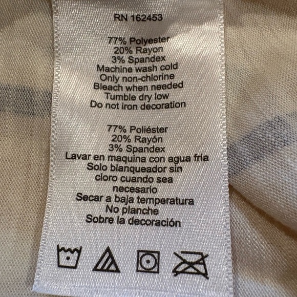 Vintage Rose brand top featuring a striped chevron pattern women’s size M NWT - Picture 6 of 9